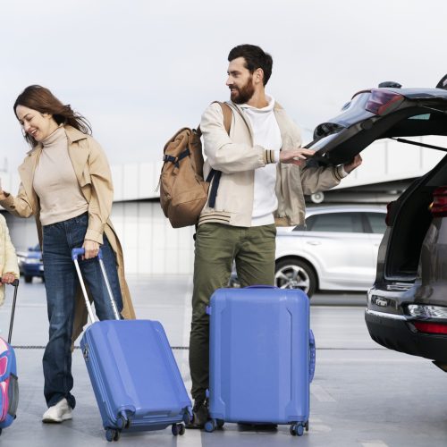 full-shot-family-traveling-together full-shot-family-traveling-together
